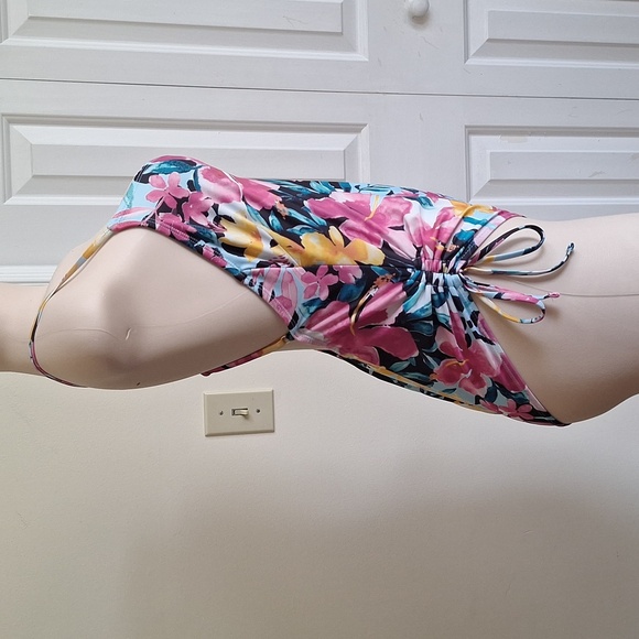 Floral One Piece Swimsuit Size S/M - Picture 2 of 5